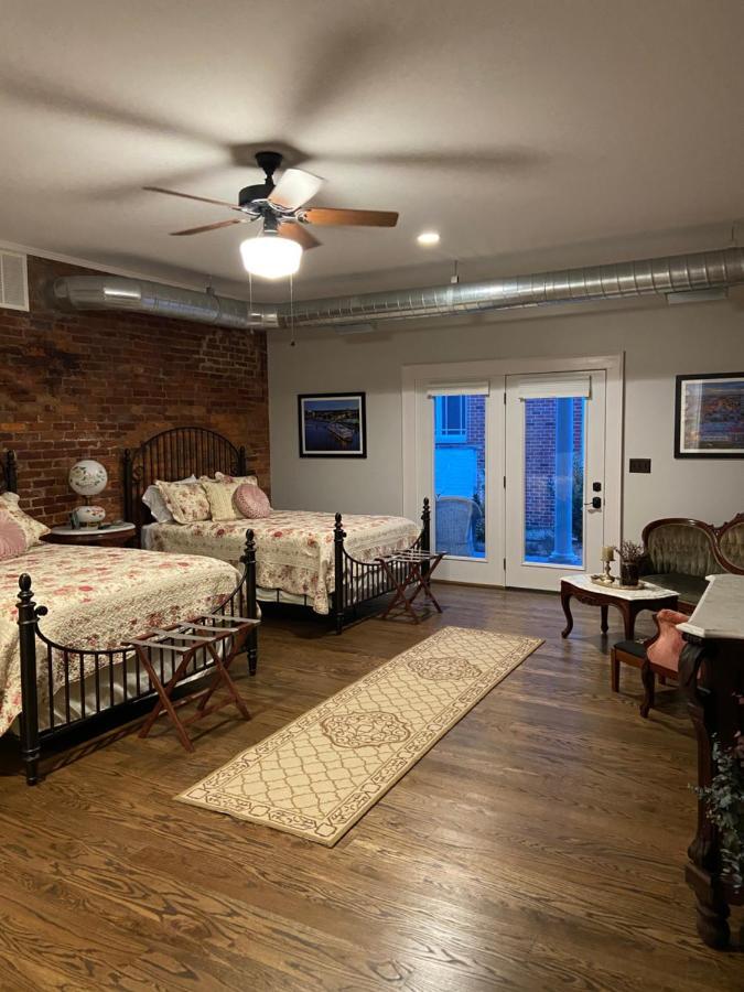 Belle Louise Historic Bed & Breakfast パデューカ エクステリア 写真