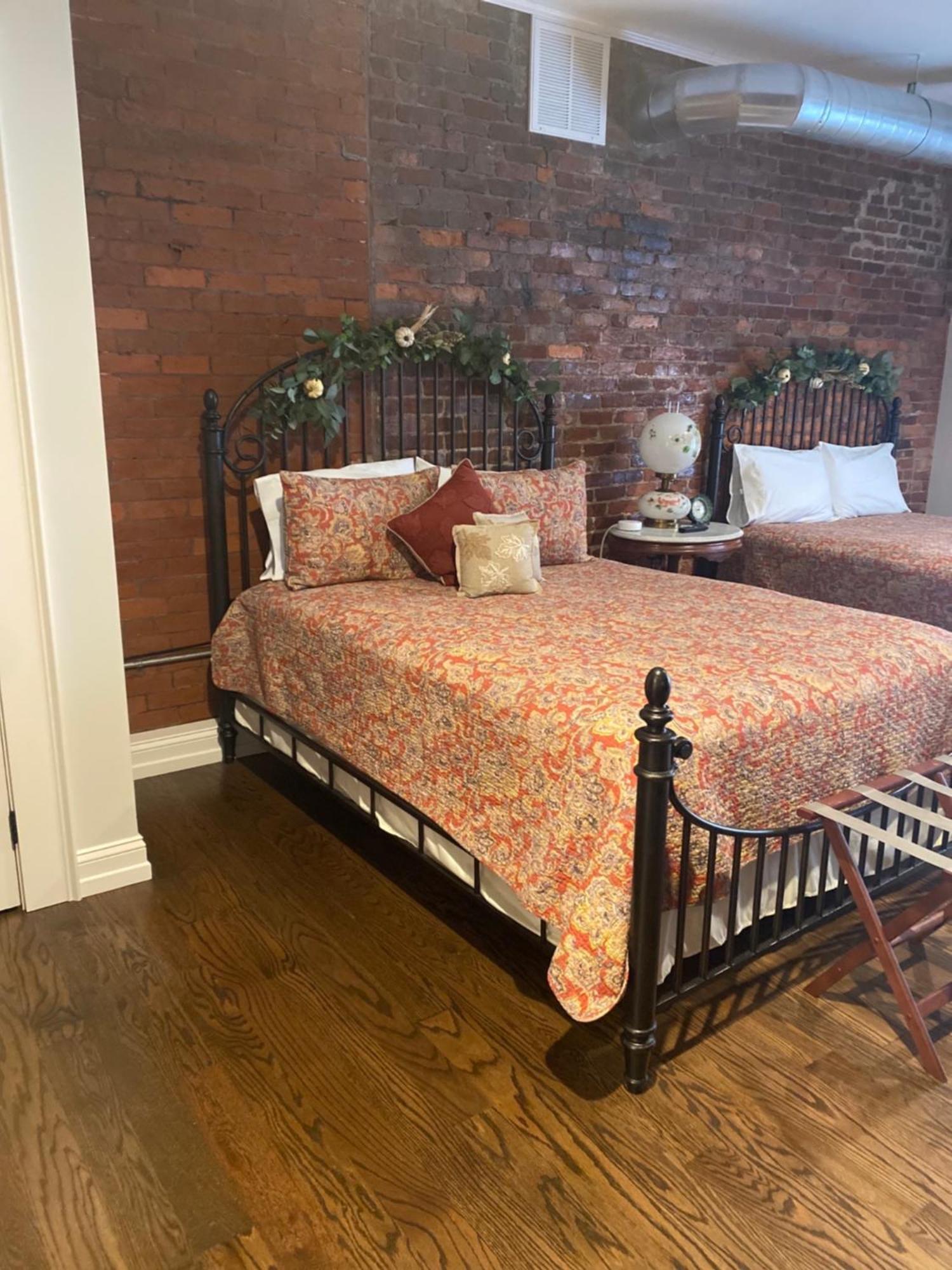 Belle Louise Historic Bed & Breakfast パデューカ エクステリア 写真